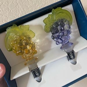 Mikasa Wine Stoppers 🍇